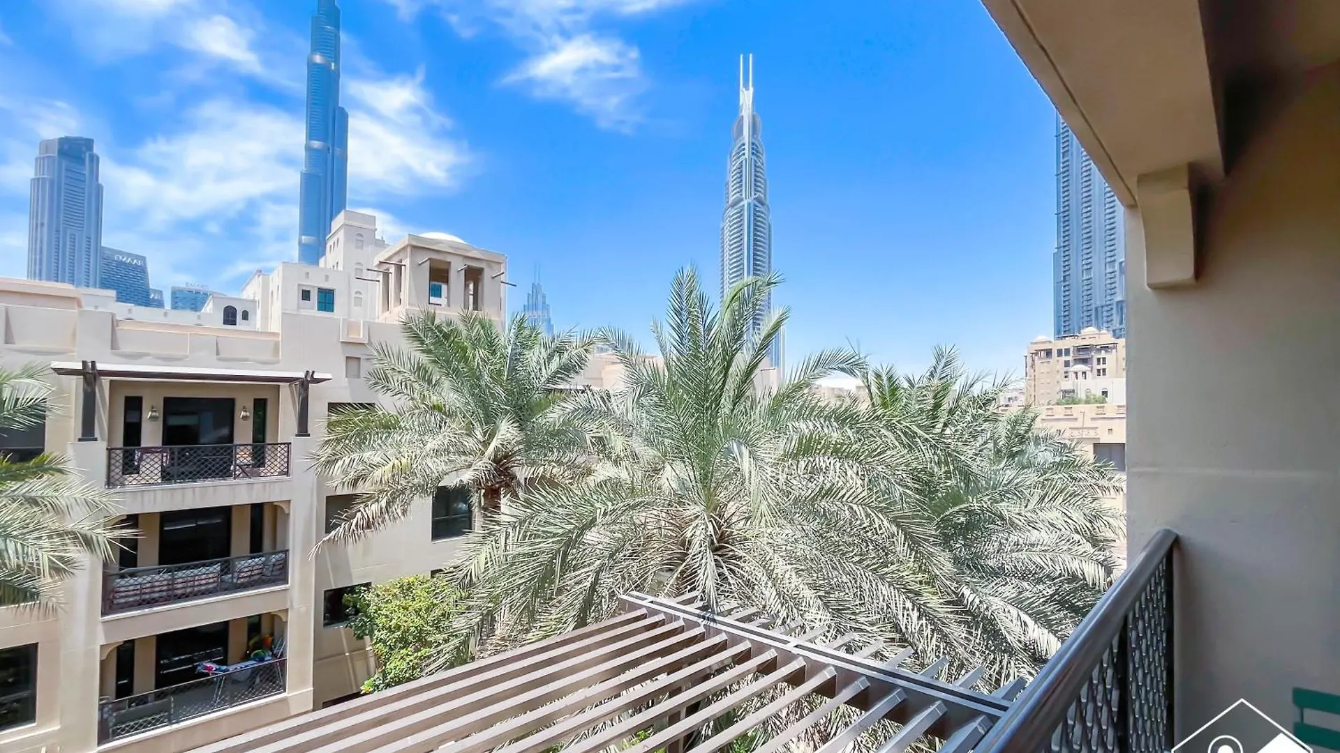 Luxury 2Bedroom With Terrace & Burj Khalifa View Dubaj 0*,  Spojené arabské emiráty